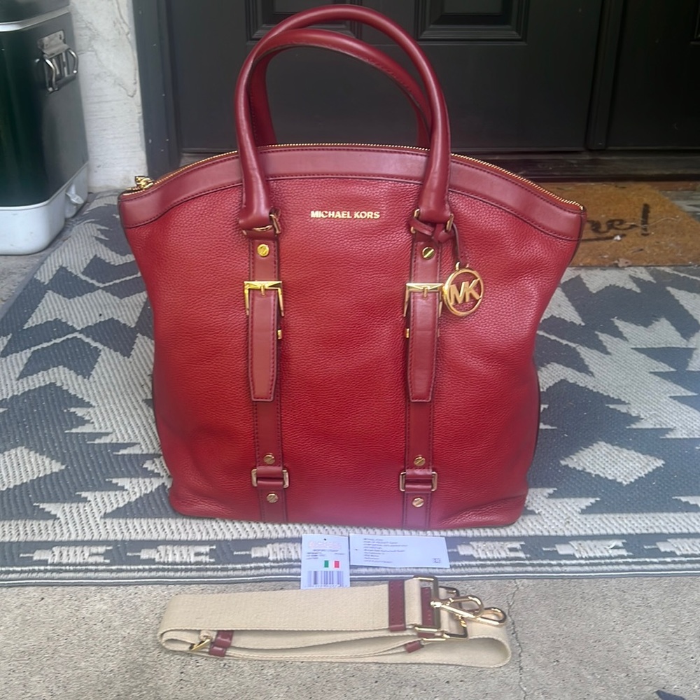 Final Sale! NWT MICHAEL KORS LEATHER BEDFORD LEGACY TOTE